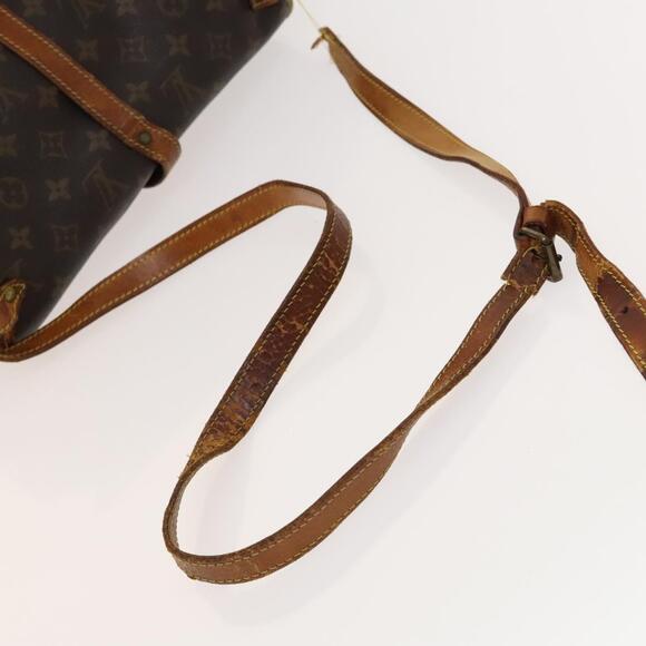 LOUIS VUITTON Monogram Saumur 30 Shoulder Bag M42256 - Picture 7 of 13